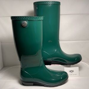 UGG Shaye Rain Boots Green Women’s Size 6